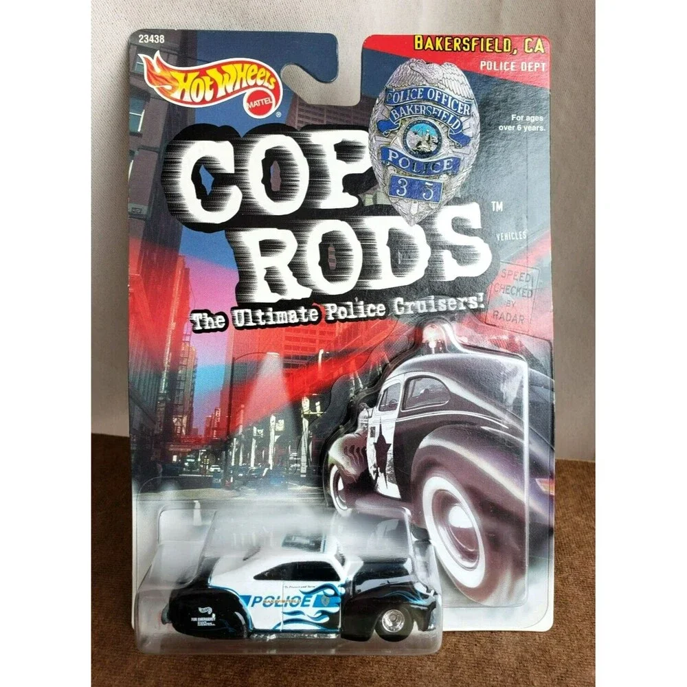 1999 Hot Wheels TAIL DRAGGER White & Back Cop Rods Bakersfield CA Police Cruiser